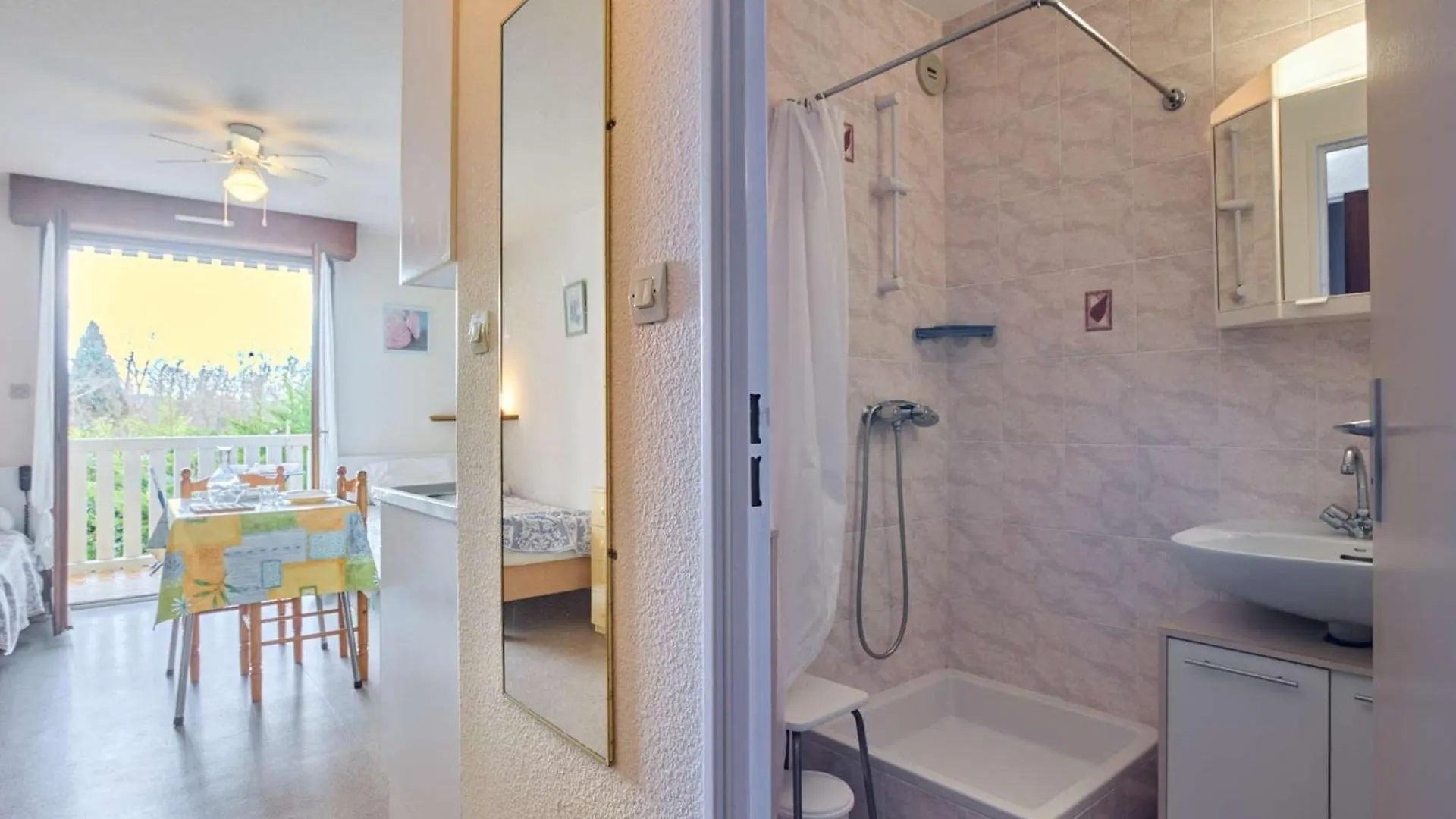 Studio Lumineux Avec Balcon Et Wi-Fi A Barbotan - Fr-1-841-44 France